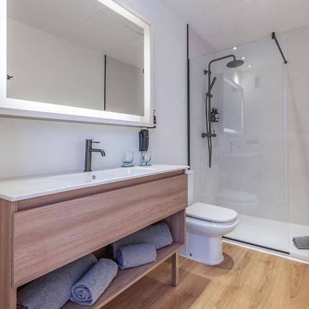 Innside By Melia Valencia Oceanic Bagian luar foto