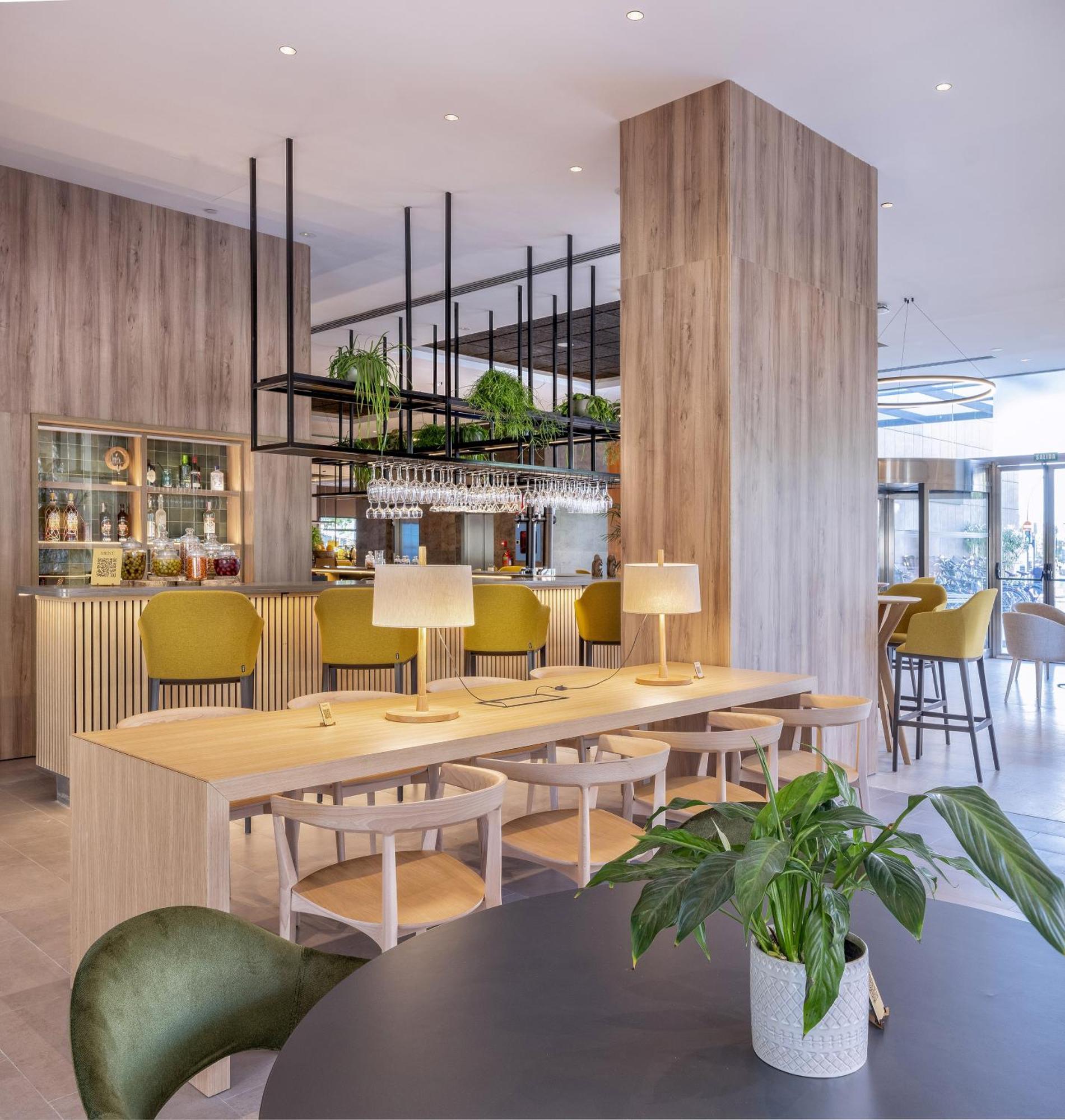 Innside By Melia Valencia Oceanic Bagian luar foto