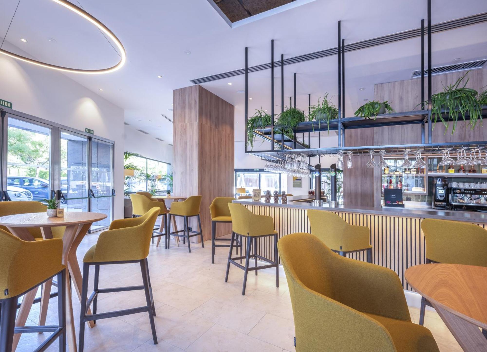 Innside By Melia Valencia Oceanic Bagian luar foto