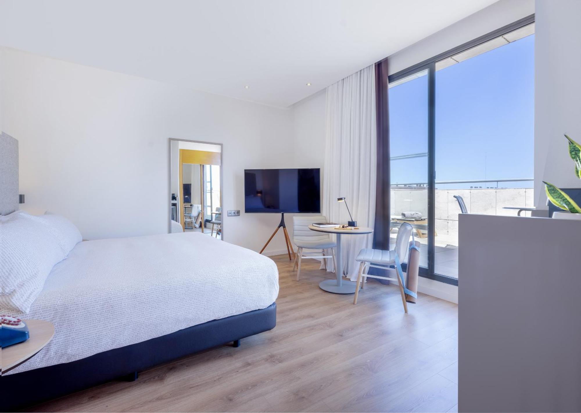 Innside By Melia Valencia Oceanic Bagian luar foto